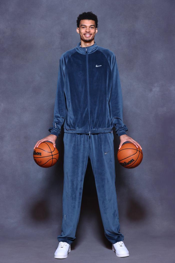 文班亚马再曝真实身高：强势回应太瘦话题 进NBA后希望大战詹姆斯