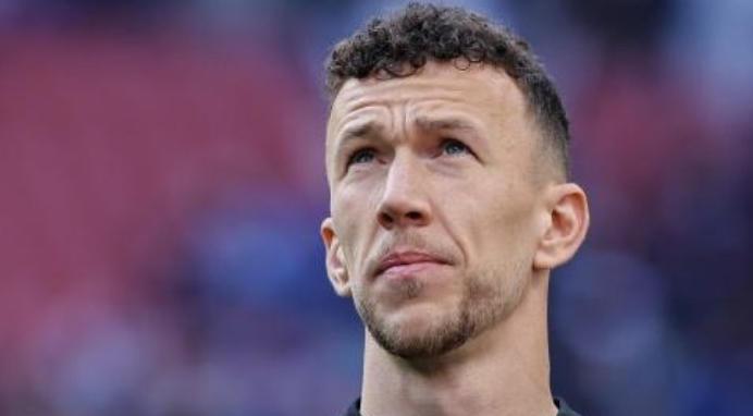 年薪600万！记者：佩里西奇与热刺达成协议