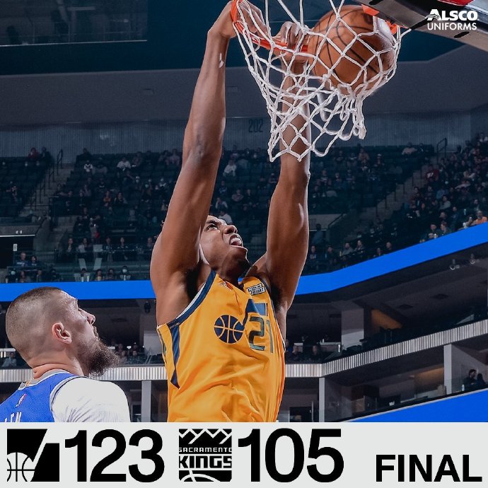 NBA每日综述：雄鹿击退魔术 尼克斯送火箭14连败