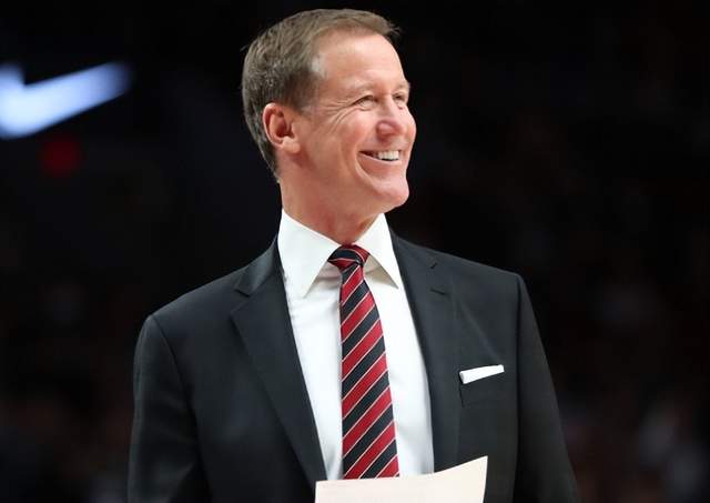 冲突曝光！菜鸟主帅逼走助教，利拉德背黑锅，1.93亿豪阵遭重创