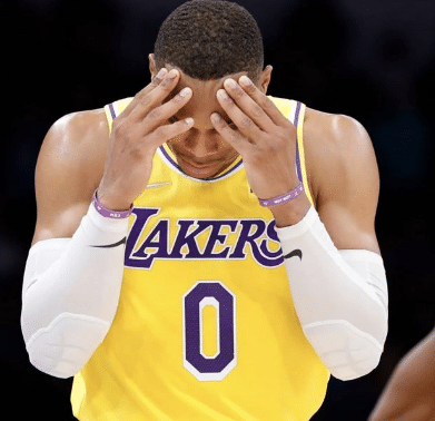 威少本赛季效率有多低？不如巅峰期一半，仅高于新秀赛季