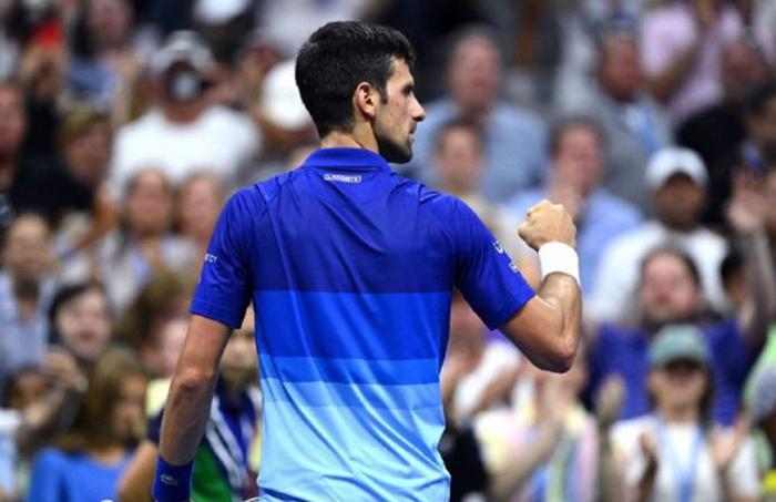 成功进入决赛！德约科维奇3-2获胜冲击全满贯，妻子是学霸型女神