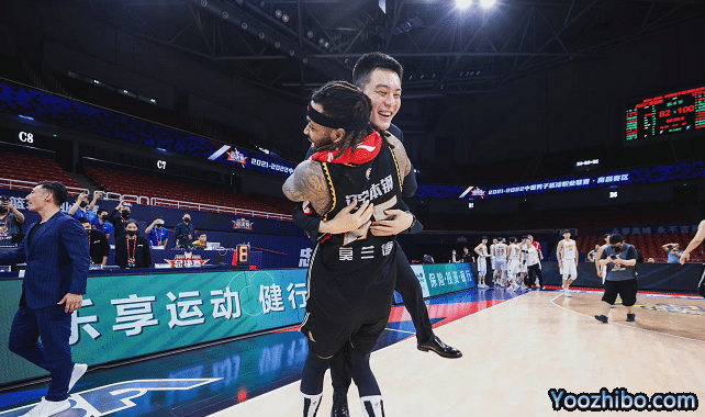 莫兰德归来！晒坐飞机照片有望月底回辽篮