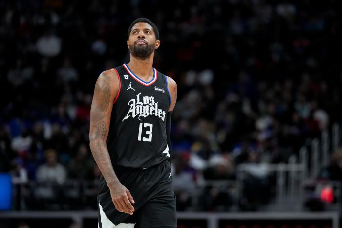 曝乔治或首轮报销！不太可能出战与太阳系列赛