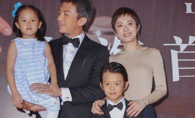 孙俪谈儿子愿望，梦想征战CBA！父亲邓超最爱詹皇，曾挑战郭艾伦