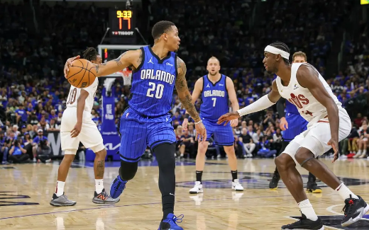 2017年状元富尔茨成自由球员，众多实力战将一同待签约