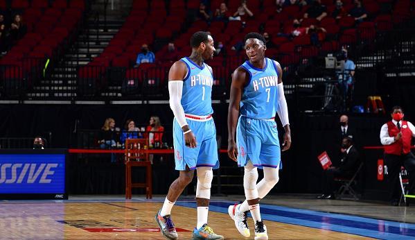 火箭第23套首发出炉！残阵年薪不到1000万，15连败还有悬念吗？