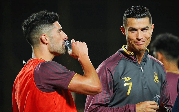 出征欧预赛！葡萄牙队即将公布名单，C罗能否入围，此前卸任队长