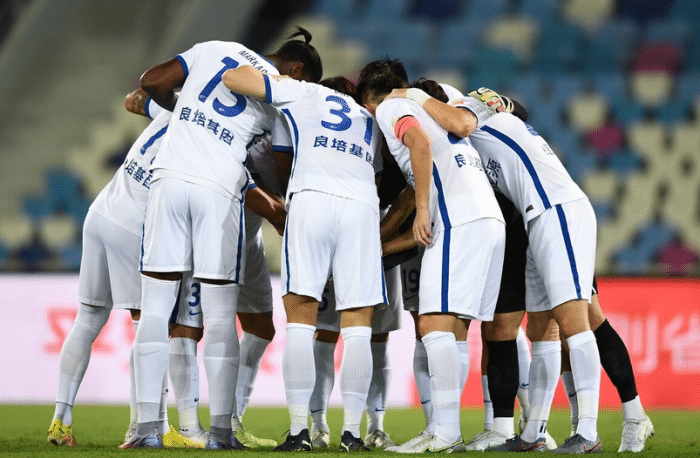 1-0止颓！三镇大腿现身，夺冠信心大增，双雄抢艾克森：吃闭门羹