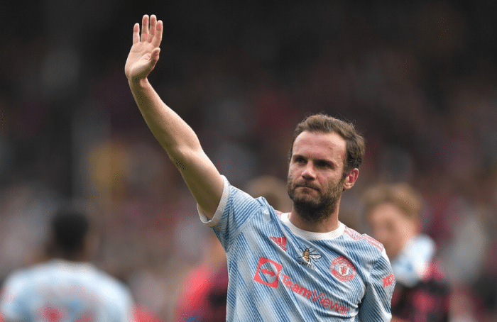 曼联官宣11人离队，滕哈格扶正C罗，17岁天才闪耀：10球3助