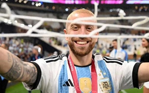 官宣！35岁阿根廷国脚被禁赛2年，服禁药或致世界杯+欧联冠军遭剥夺