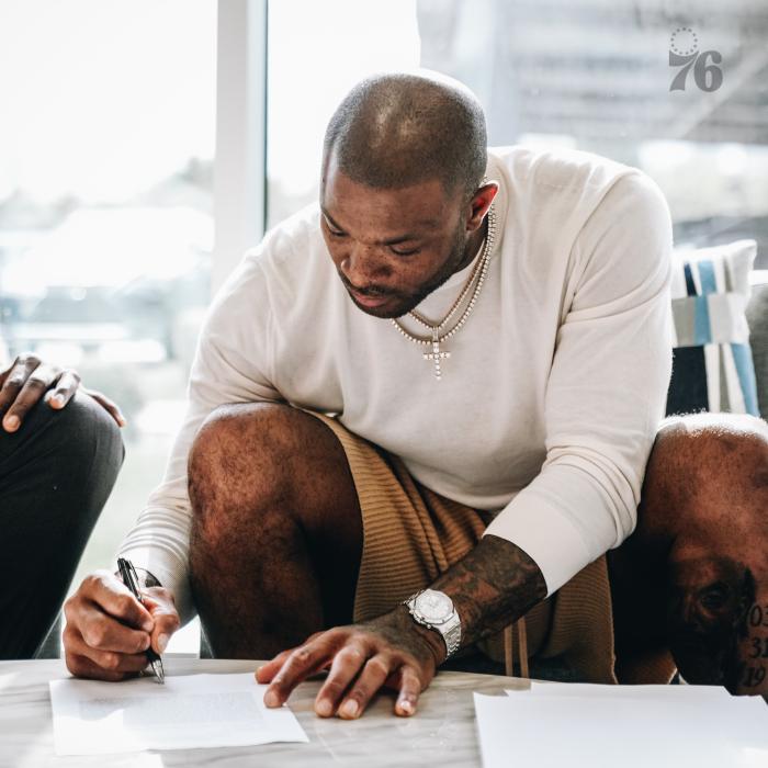 正式加盟76人！塔克发文深情告别热火 巴特勒爆粗回应恩比德躺枪