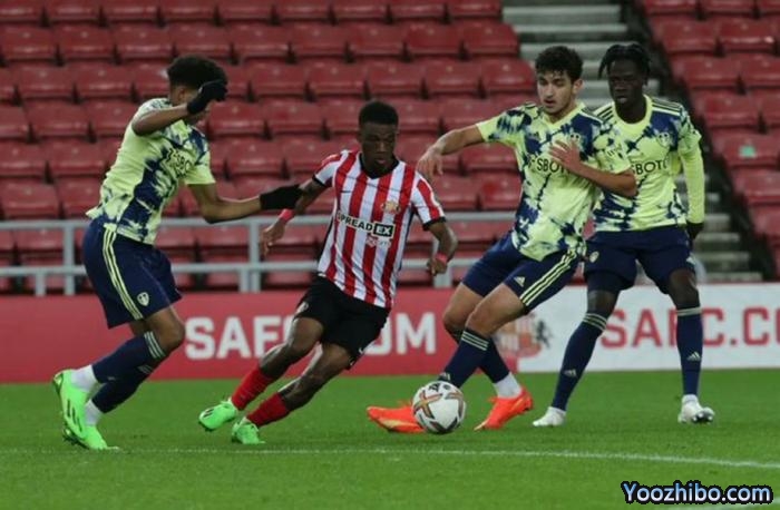 曼联4000万边锋出租英冠沦落二队！世界杯国脚18人，曼联赚数百万