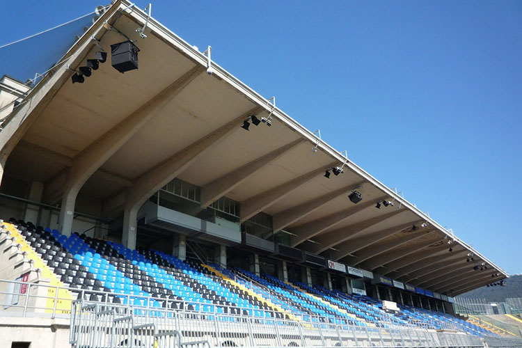 意甲亚特兰大球队场馆-意大利蓝色竞技球场