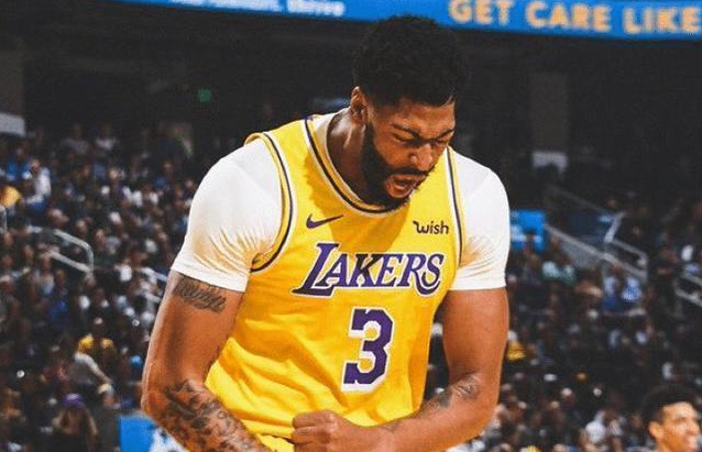 浓眉哥什么时候复出？浓眉哥戴维斯受了什么伤？