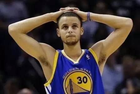 5%股份卖出2.75亿，买下勇士十年，勇士老板赚到了多少钱？