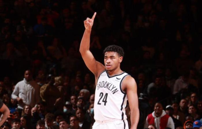 NBA疯狂一战！00后新秀掀28分逆转，阿杜乐坏了，纽约死忠懵圈