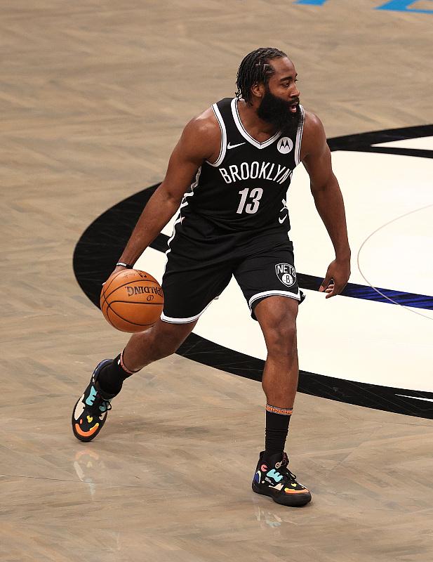 1240分！哈登仅差3场刷新篮球之神纪录，成历史第一后卫