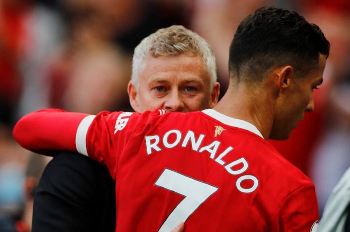 曼联70岁中锋配备令人兴奋！索帅强调C罗会被轮换，但欧冠必上阵