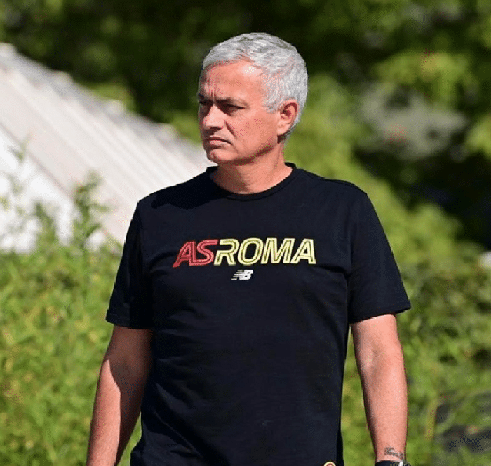 罗马VS萨索洛前瞻：穆帅迎千场里程碑，若获胜有望创纪录！