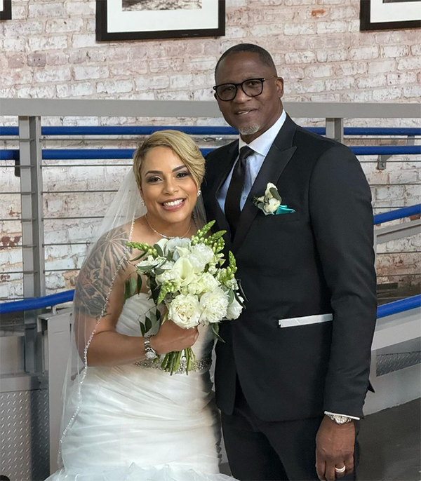 64岁威尔金斯第4次结婚：女方比他小18岁 NBA三大名宿到场祝贺