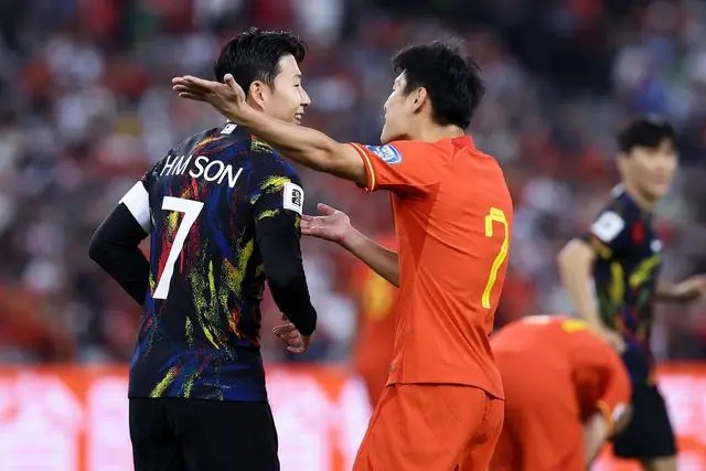 世界级球员如何应对胜利？武磊批评孙兴慜挑衅球迷