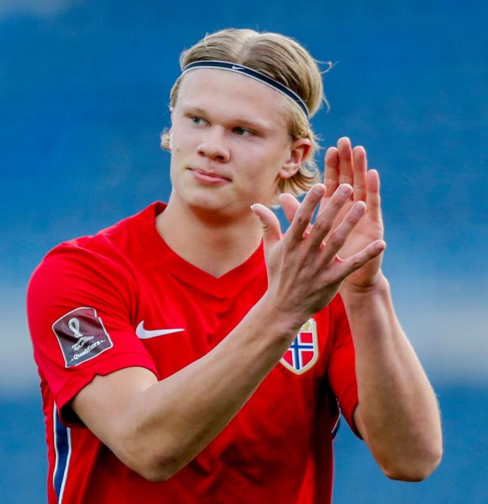 哈兰德转会谈判行程曝光，周五将会晤曼联！多特强调没1.5亿不卖