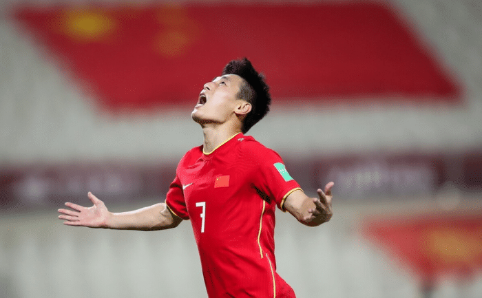 国足2场热身要淘汰超20人！大雷和郑铮将上位，4名归化国脚难出场