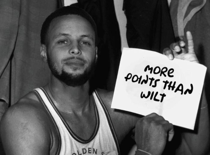 害羞了！妻子晒图+名宿狂赞，库里坐生涯得分屏幕前采访：有点尴尬！