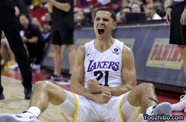 21+5记三分！湖人神射116秒连得11分太狠 有望成詹皇冲冠帮手