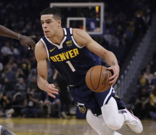 高薪低能！场均10+6拿2亿美元，年轻人拿到大合同就飘了