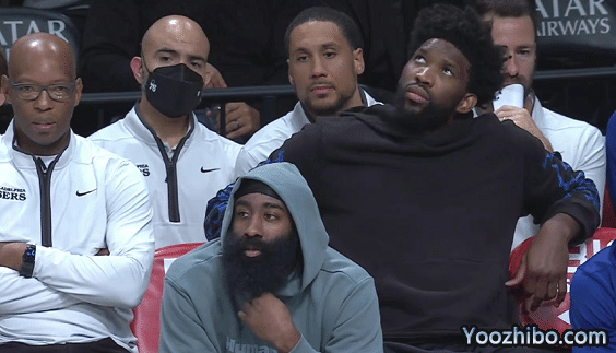 球队老大！哈登现场指挥，队友表现不佳，被直接安排做俯卧撑