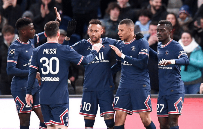 比梅西、C罗敢要！世界冠军逼出“5亿欧大合同”，皇马=抬价工具