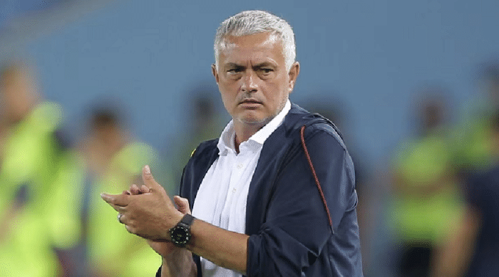 罗马提交欧战报名名单：球队四人未入选，他们已不在穆帅计划内！