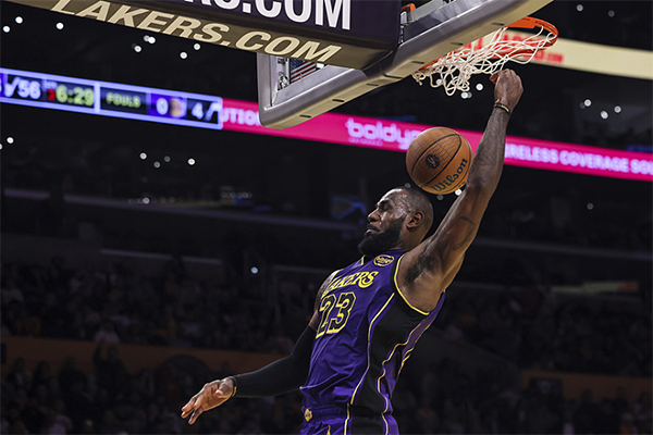 重要动态！詹姆斯这场比赛的情况以及其在杯赛上的争冠前景成关注焦点！