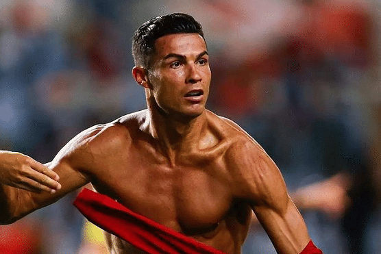 疯狂！C罗曼联首秀门票被炒至2500英镑，绝杀后感恩红魔获赞