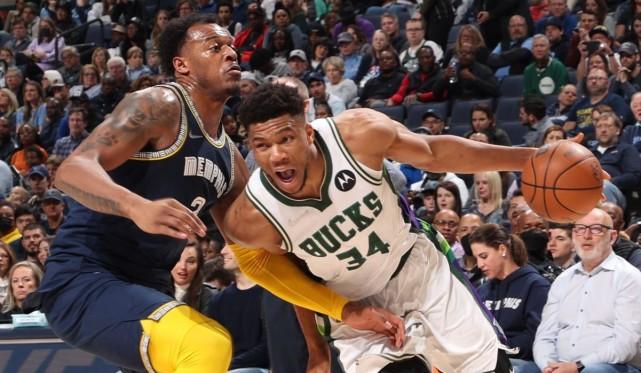 字母哥30+11仍惨败！两届MVP遭围剿 无莫兰特灰熊17胜2负