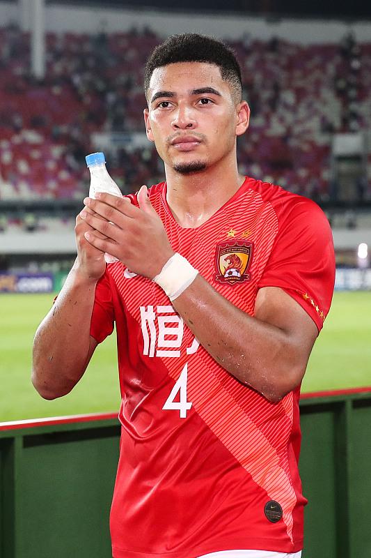 双喜临门！传恒大协调蒋光太健康归国，曼城名宿和陈泽鹏试训富力