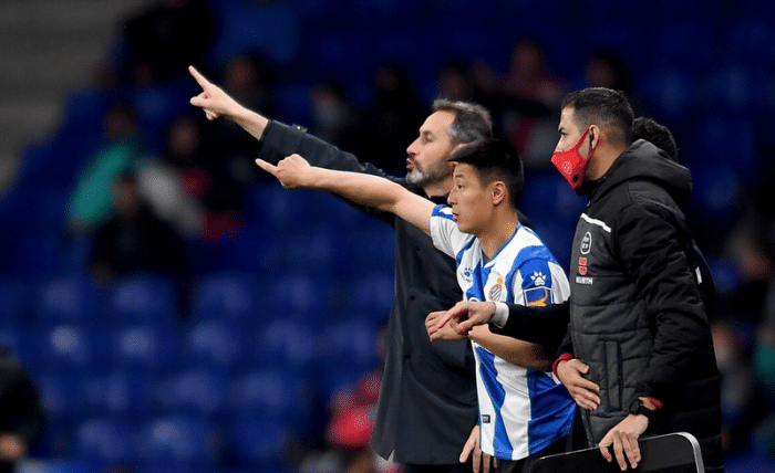 失赛点+雪崩！西班牙人将帅大变，武磊却扶不起来，堪称特型球员