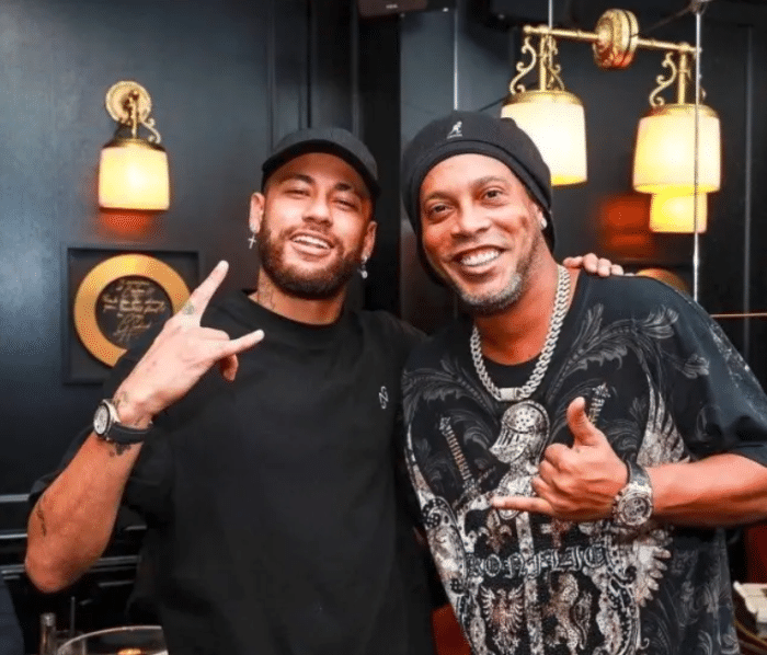 连弃4个女友！皇马24岁巨星泡“最好的夜店”，拒绝怀孕女友修好