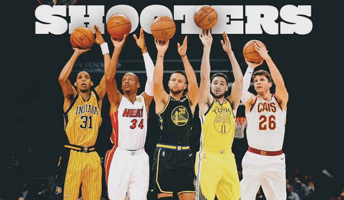 库里加冕历史三分王！正式超越雷阿伦，盘点生涯10大里程碑时刻