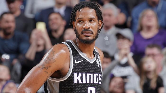 热火2换1引援阿里扎，铁扎11次被交易历史第一+伦纳德放弃交易否决权