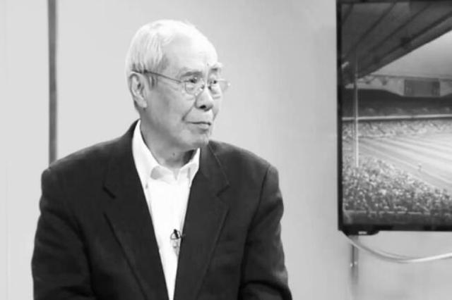 于根伟：做球员时李老曾指点我，带队时也鼓励我们