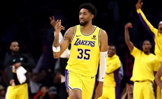 伍德以复仇为动力 准备在湖人新赛季大展身手