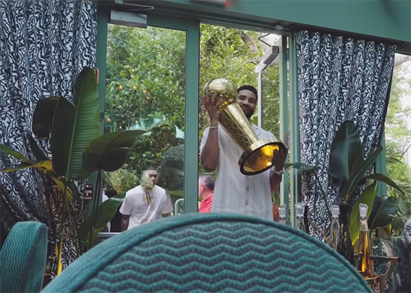 绿军退役球衣号码有望增加 布朗塔图姆或享终身荣誉