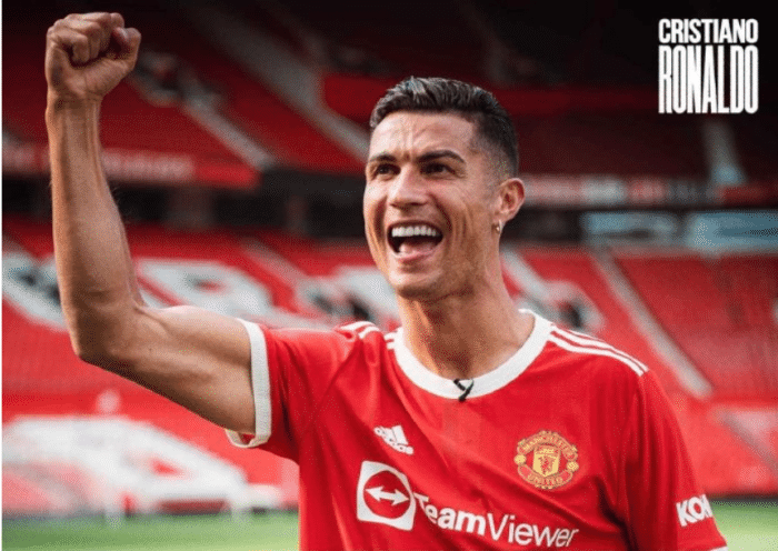 曼联官推：C罗不是最伟大的球员！曼城官推：德布劳内不是最佳中场！