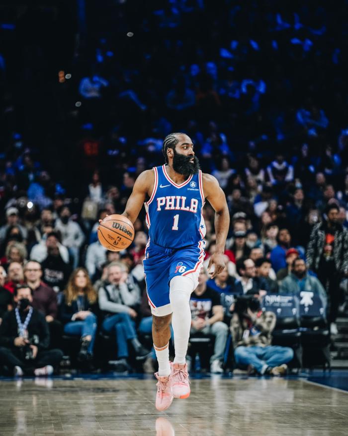 哈登因腿筋伤势而休战！背靠背缺战真因曝光，离开篮网后连续4场爆发