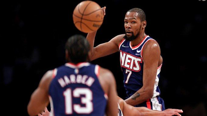 杜兰特透露输球一大原因，责怪自己打乱计划，力挺纳什末节不换主力