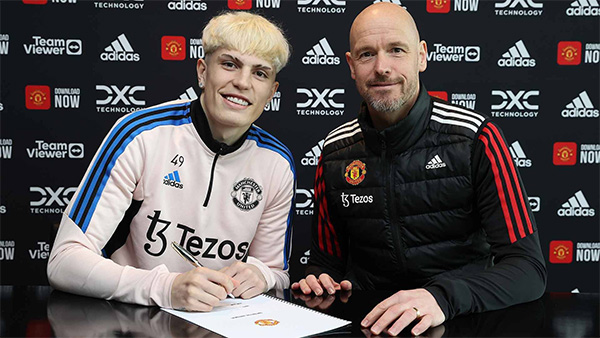 官方：曼联与小将加纳乔续约至2028年6月