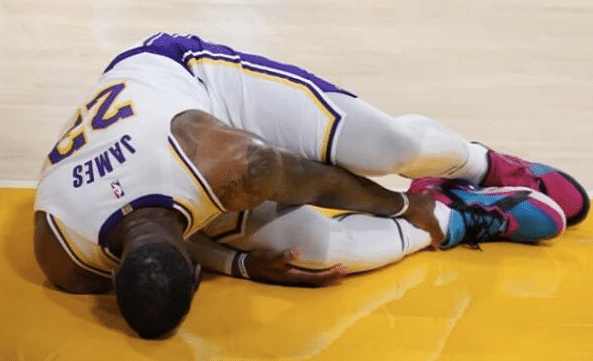 詹姆斯缺阵有多大影响？湖人进攻效率联盟倒数第一，或跌至附加赛